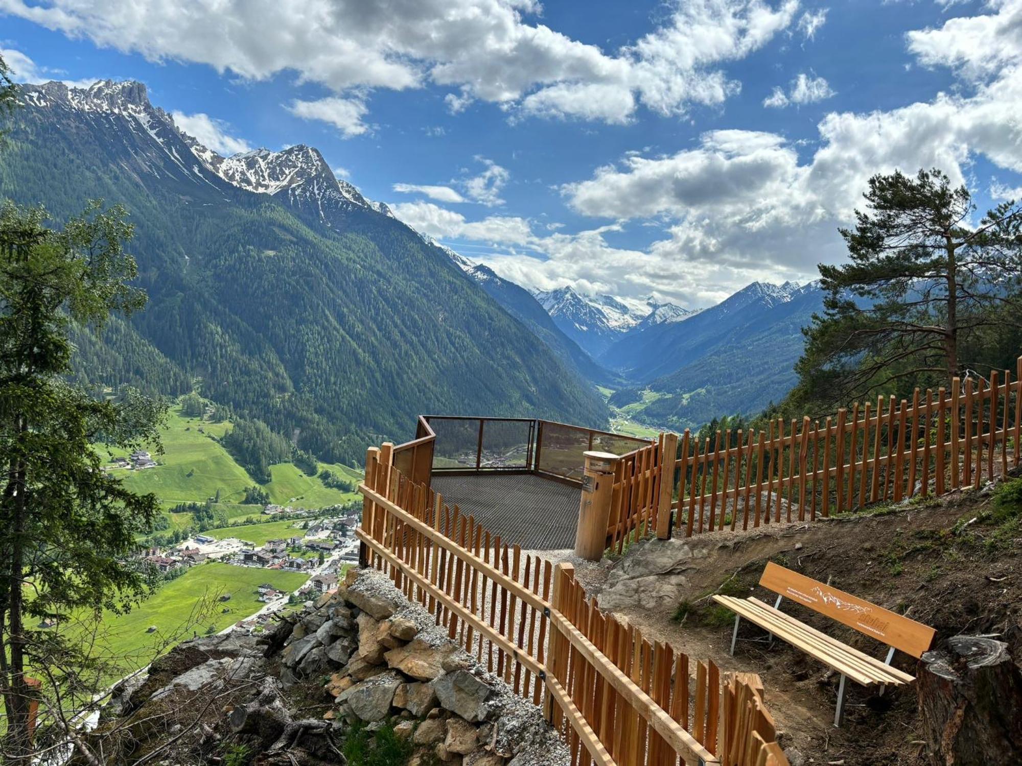 Pension Riese นอยชติฟ อิม ชตูไปทัล ภายนอก รูปภาพ